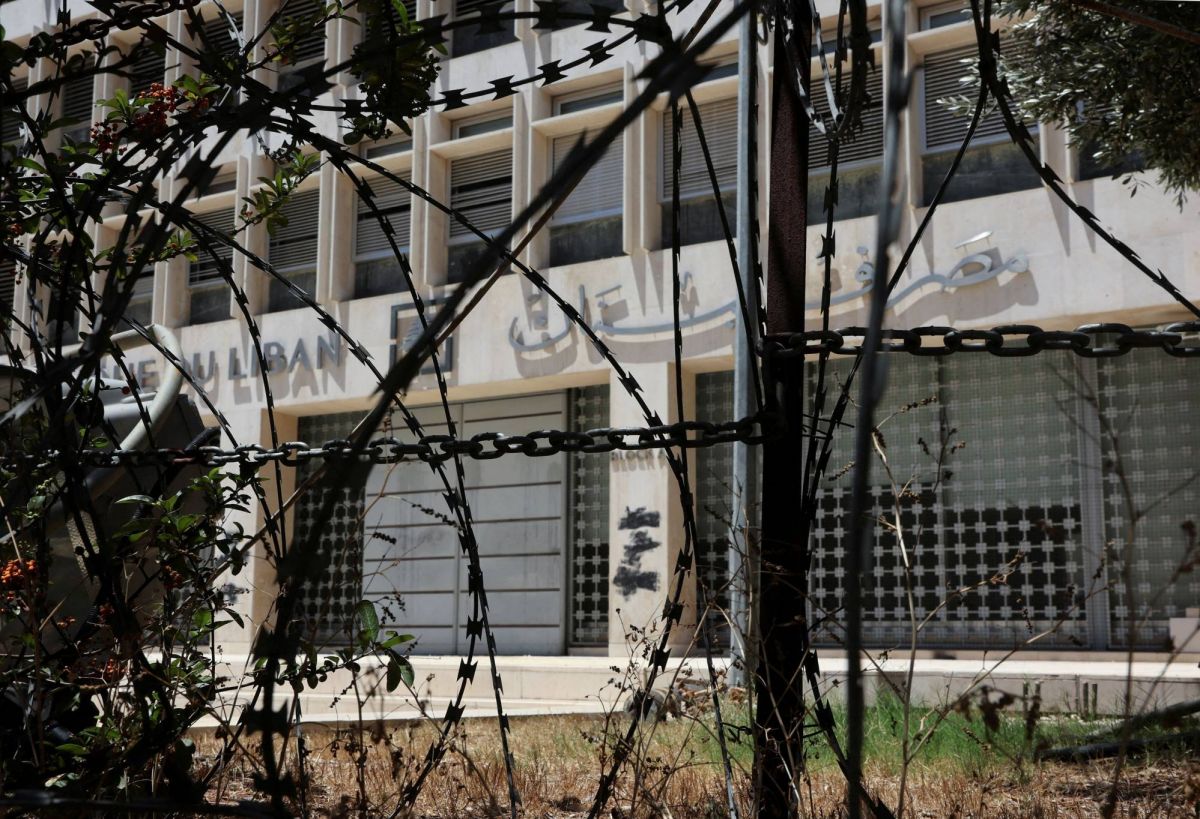 La BDL fixe Sayrafa à 90.000 LL, la livre remonte à 110.000 LL contre le dollar sur le marché