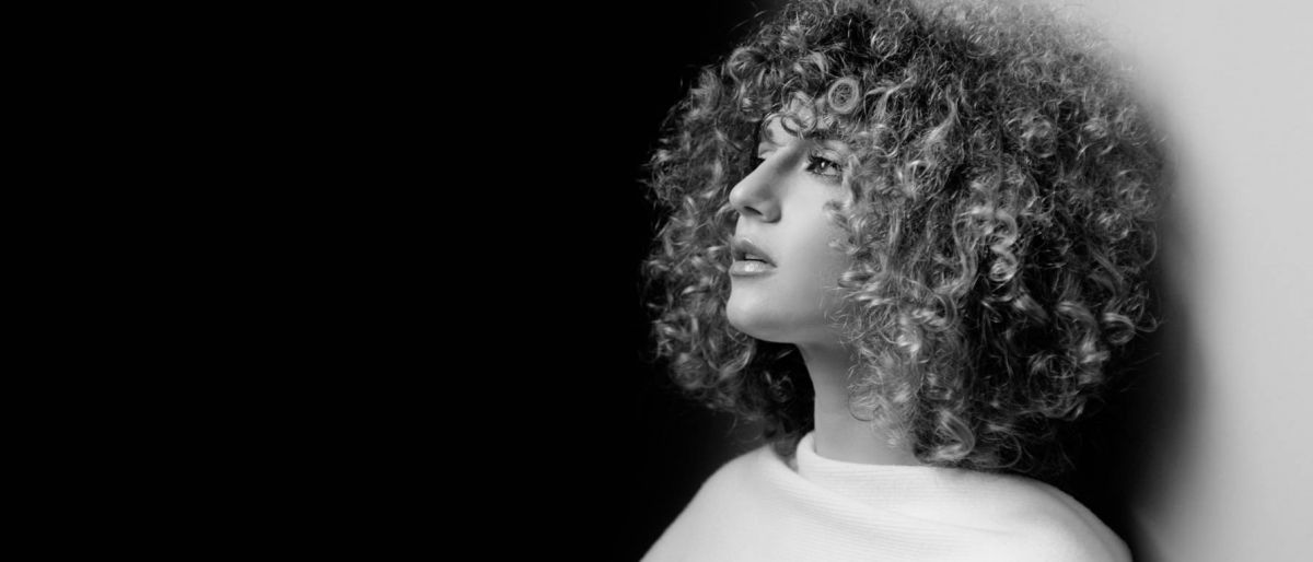 Ss.hh.a.n.a, la crinière de Whitney Houston et les octaves d’Adèle