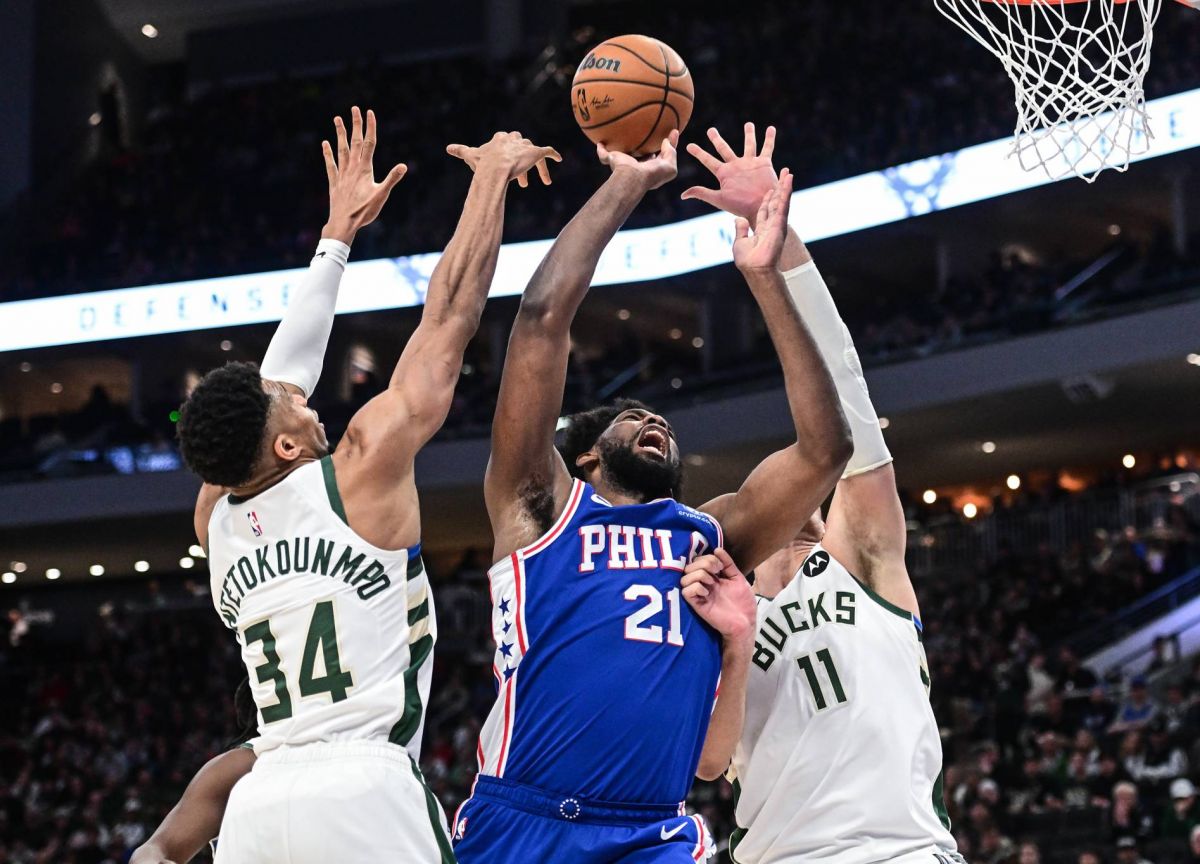 Les Bucks maîtrisent les Sixers, les Knicks reviennent en play-offs