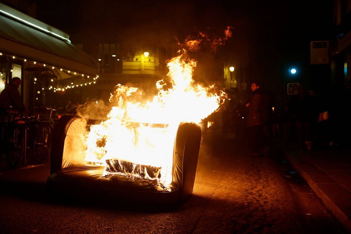 Retraites: une centaine de plaintes déposées à Paris pour des 