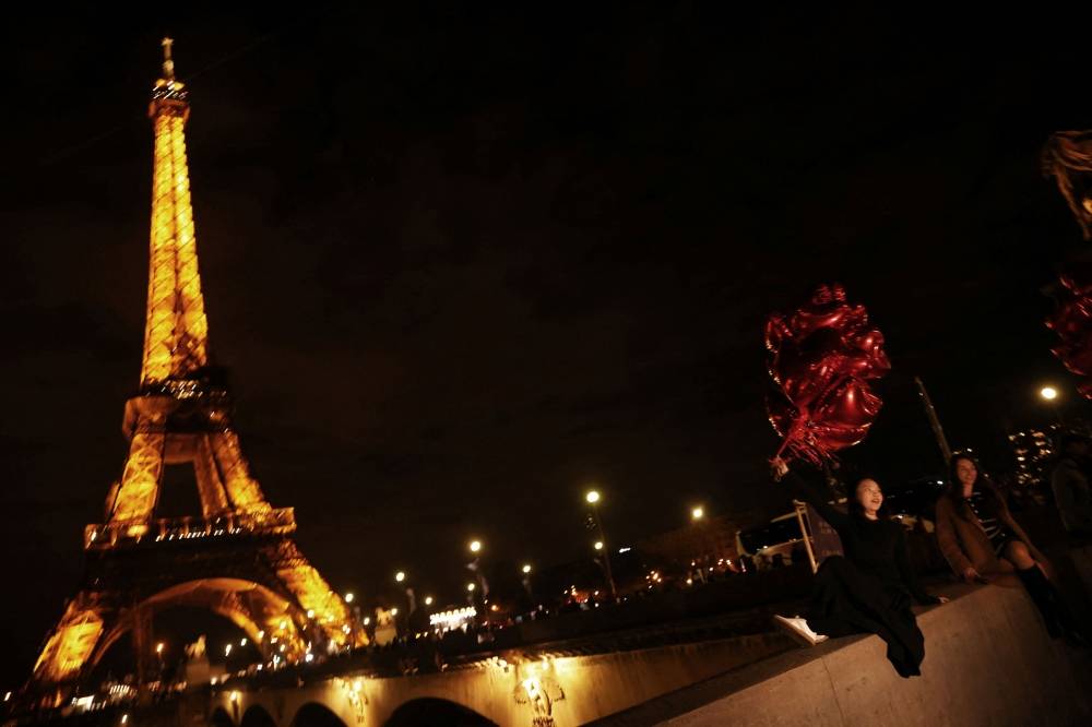 Une seconde tour Eiffel à Paris pour le 1er avril