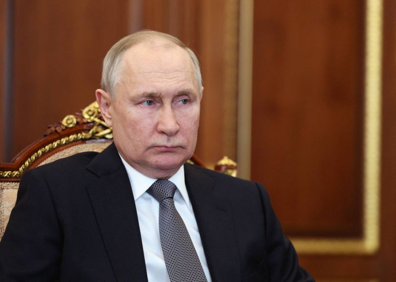 Poutine s'est entretenu avec des commandants russes en Ukraine occupée