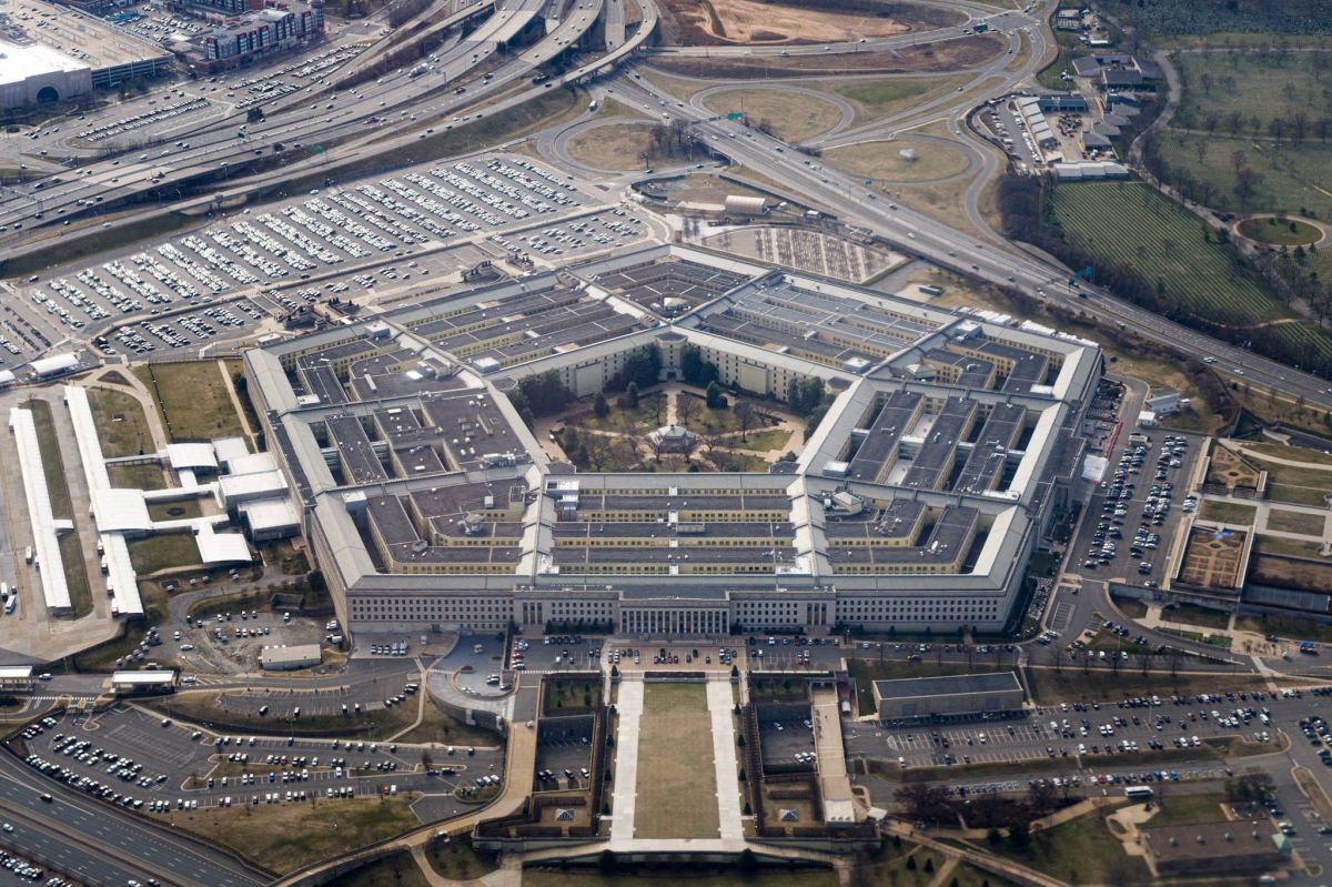 Fuite de documents secrets américains : le suspect face à la justice vendredi