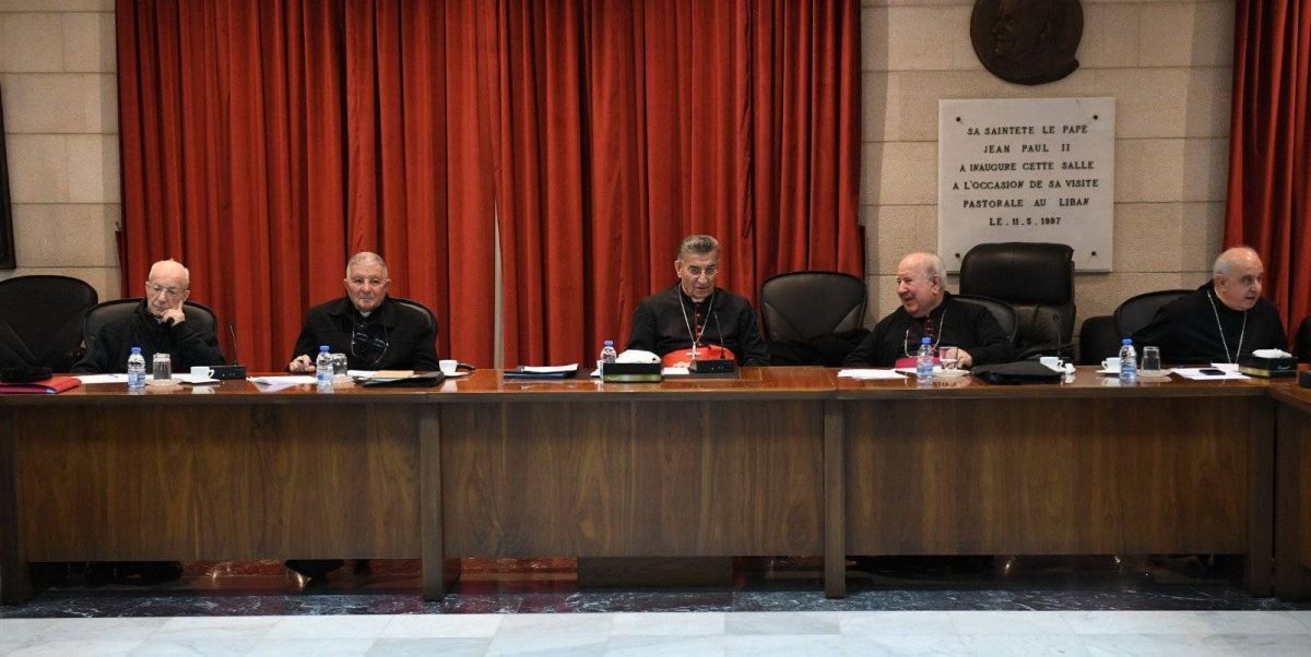 Les évêques maronites dénoncent les 