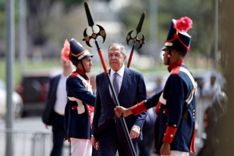 Lavrov au Brésil, accusé par Washington de se faire 
