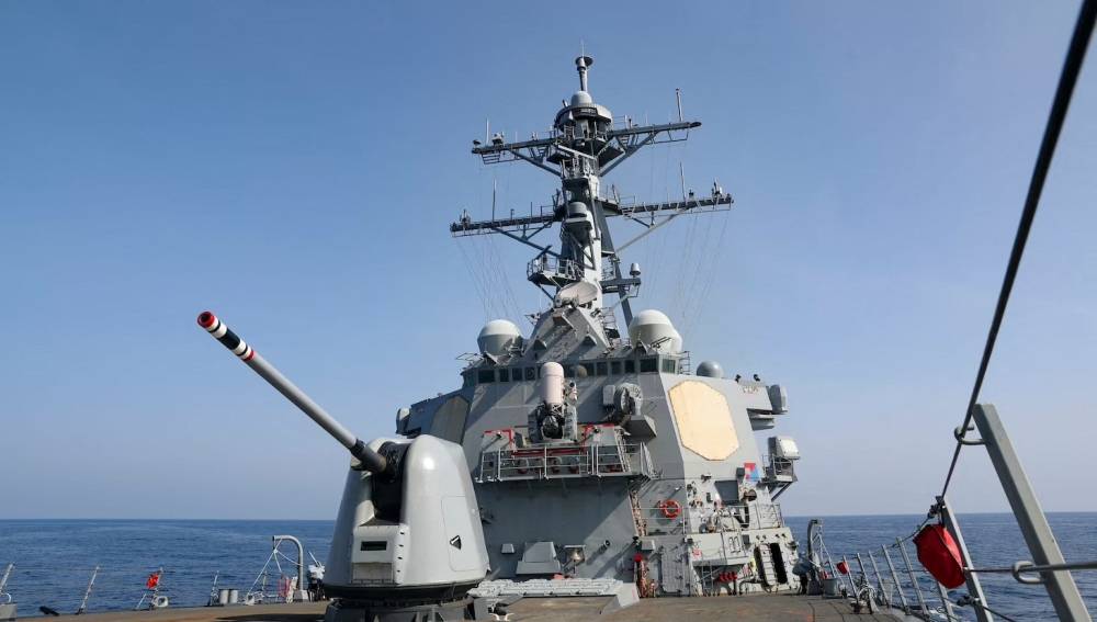 Un destroyer américain a navigué dans le détroit de Taïwan, revendiqué par Pékin
