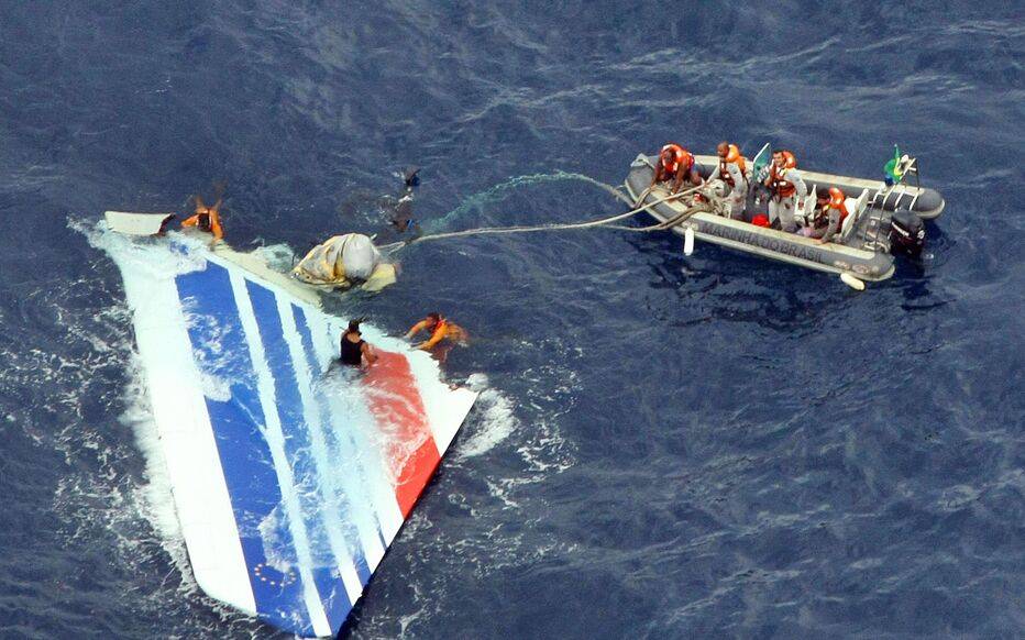 Crash du Rio-Paris: Airbus et Air France relaxés, les proches des victimes 
