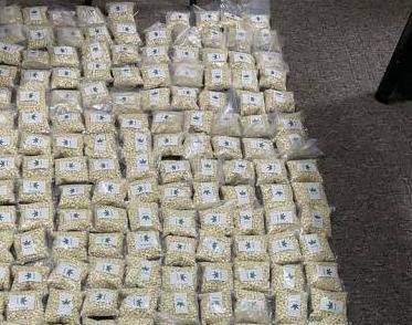 ISF arrest man, seize 120,000 Captagon pills in Akkar village