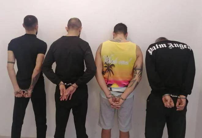 ISF arrests men suspected of stealing $38,000 near Beirut airport ISF arrests men suspected of stealing $38,000 near Beirut airport