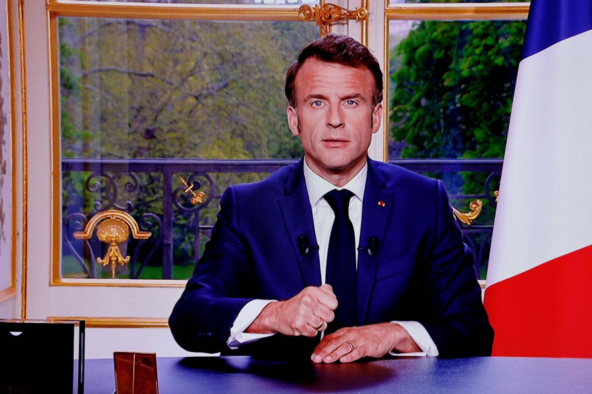 Macron veut multiplier les réformes après la crise des retraites qui mine sa popularité