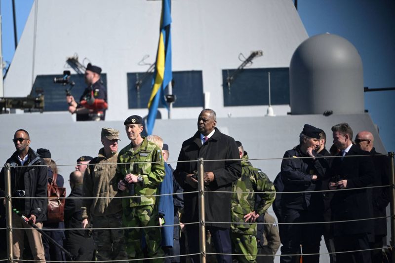 Des navires espions russes suspectés de préparer des sabotages en Europe du Nord