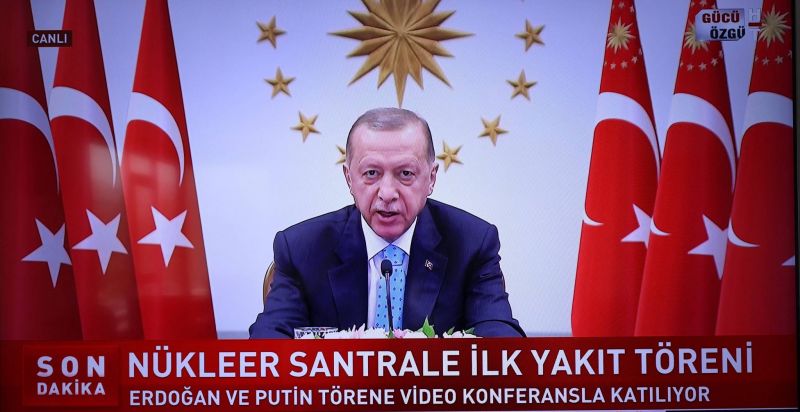 Erdogan, souffrant, à l'arrêt pour le troisième jour consécutif