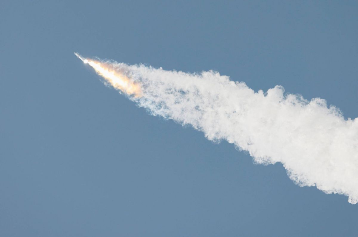 Starship, la plus grande fusée du monde, explose en vol après son premier décollage Starship, la plus grande fusée du monde, explose en vol après son premier décollage