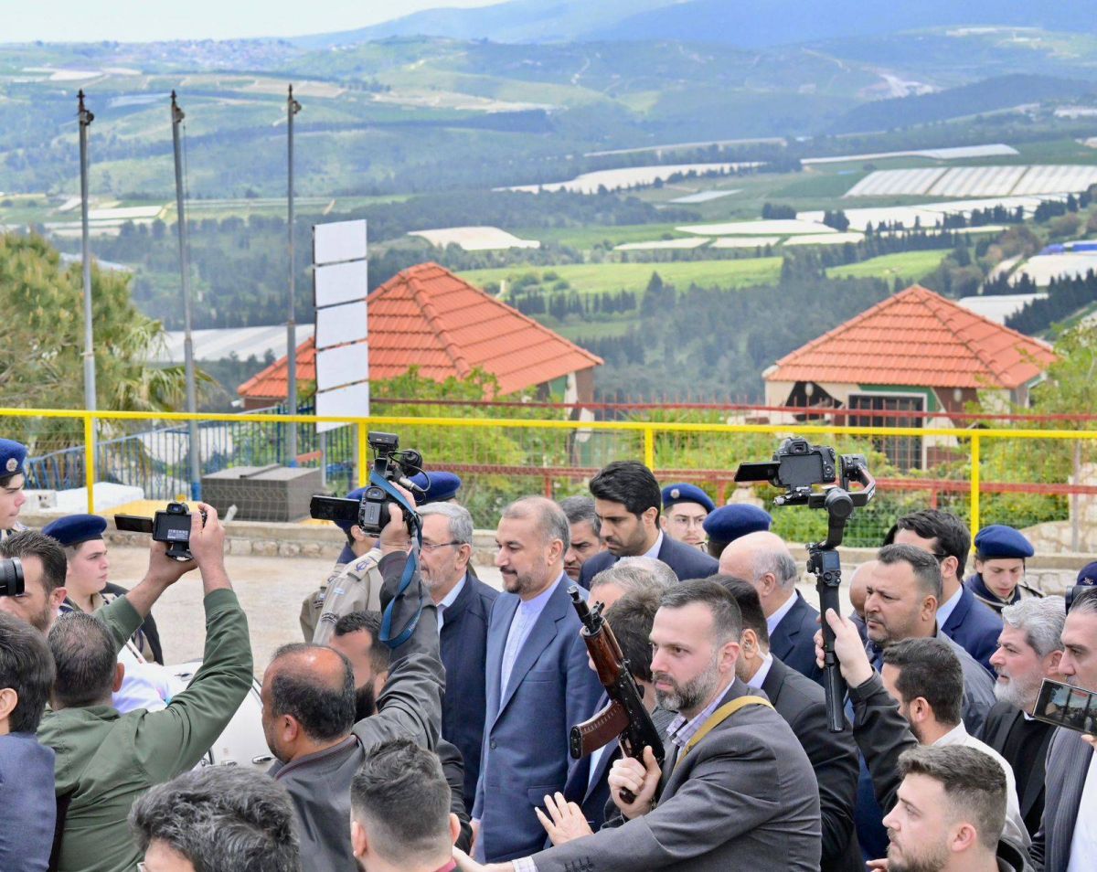 Iranian FM visits South Lebanon border area Iranian FM visits South Lebanon border area