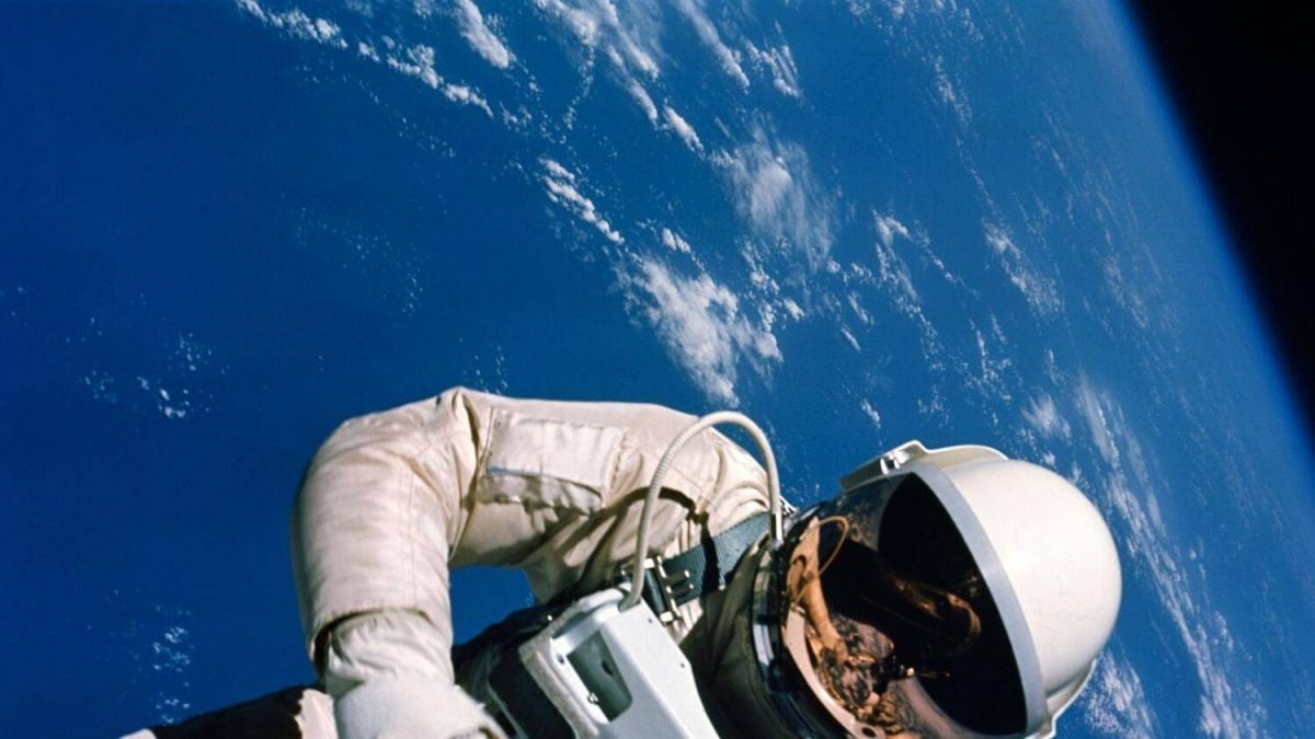 Un Émirati devient le premier astronaute arabe à sortir dans l'espace Un Émirati devient le premier astronaute arabe à sortir dans l'espace