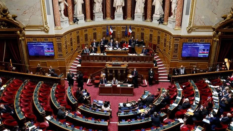 Le site du Sénat bloqué par des hackers pro-russes