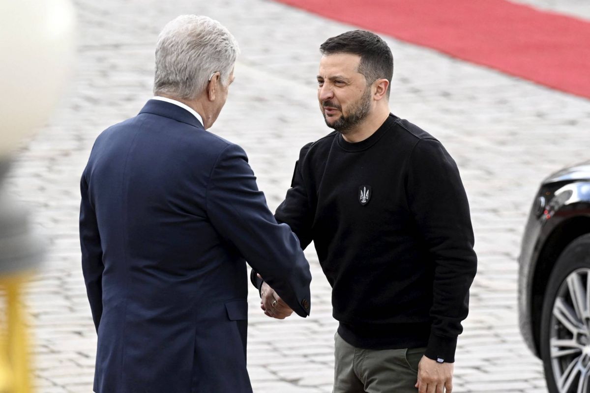 Visite surprise du président ukrainien pour un sommet en Finlande