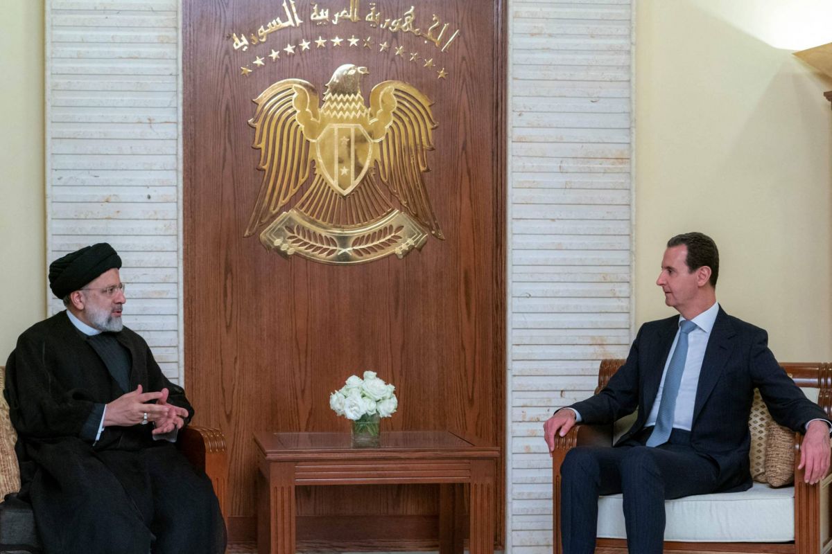 L'Iran et la Syrie s'engagent à renforcer leurs liens au terme de la visite de Raïssi à Damas