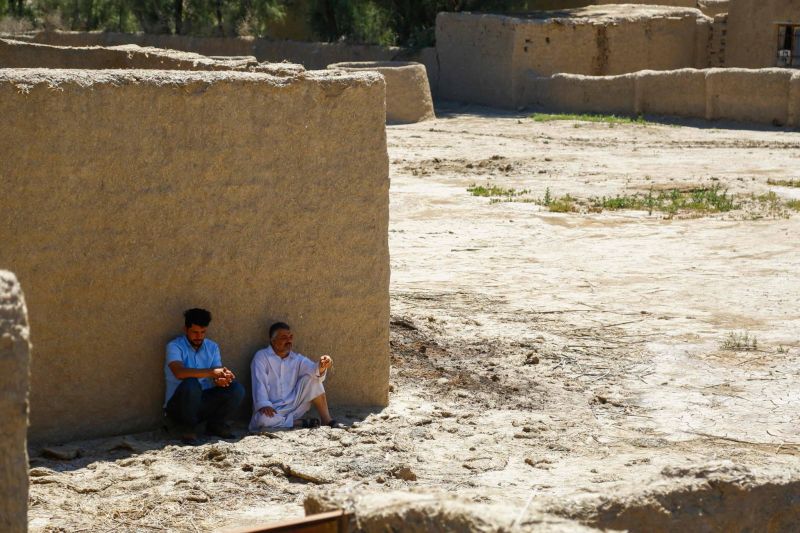 En Irak où l'eau manque, les déplacés climatiques fuient les champs pour la ville