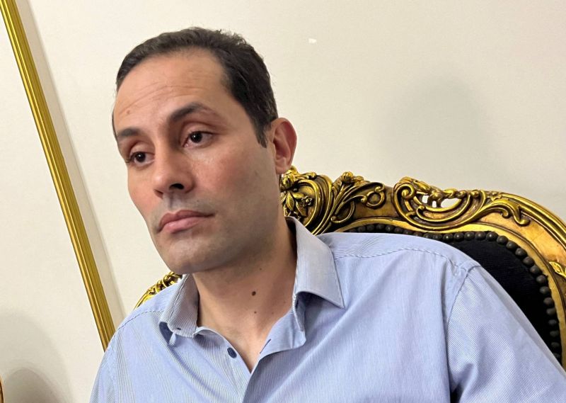 Un candidat à la présidentielle, à Beyrouth, reporte son retour au Caire après l'arrestation de proches