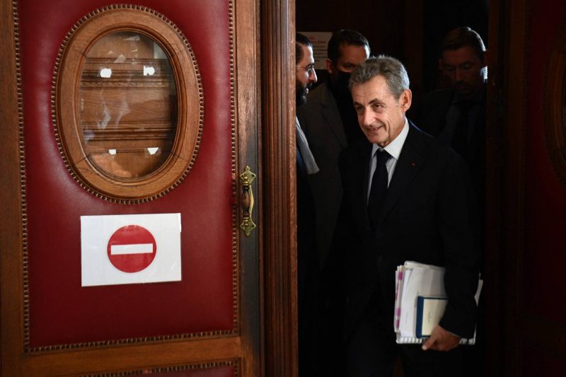 L'ex-président Sarkozy condamné en appel pour corruption à de la prison ferme