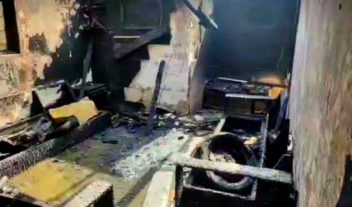Child dies, mother injured in Tripoli fire