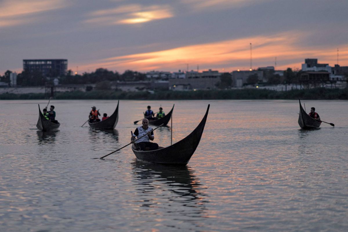 Dans l'Irak à sec, un artiste engagé pour préserver la gondole traditionnelle