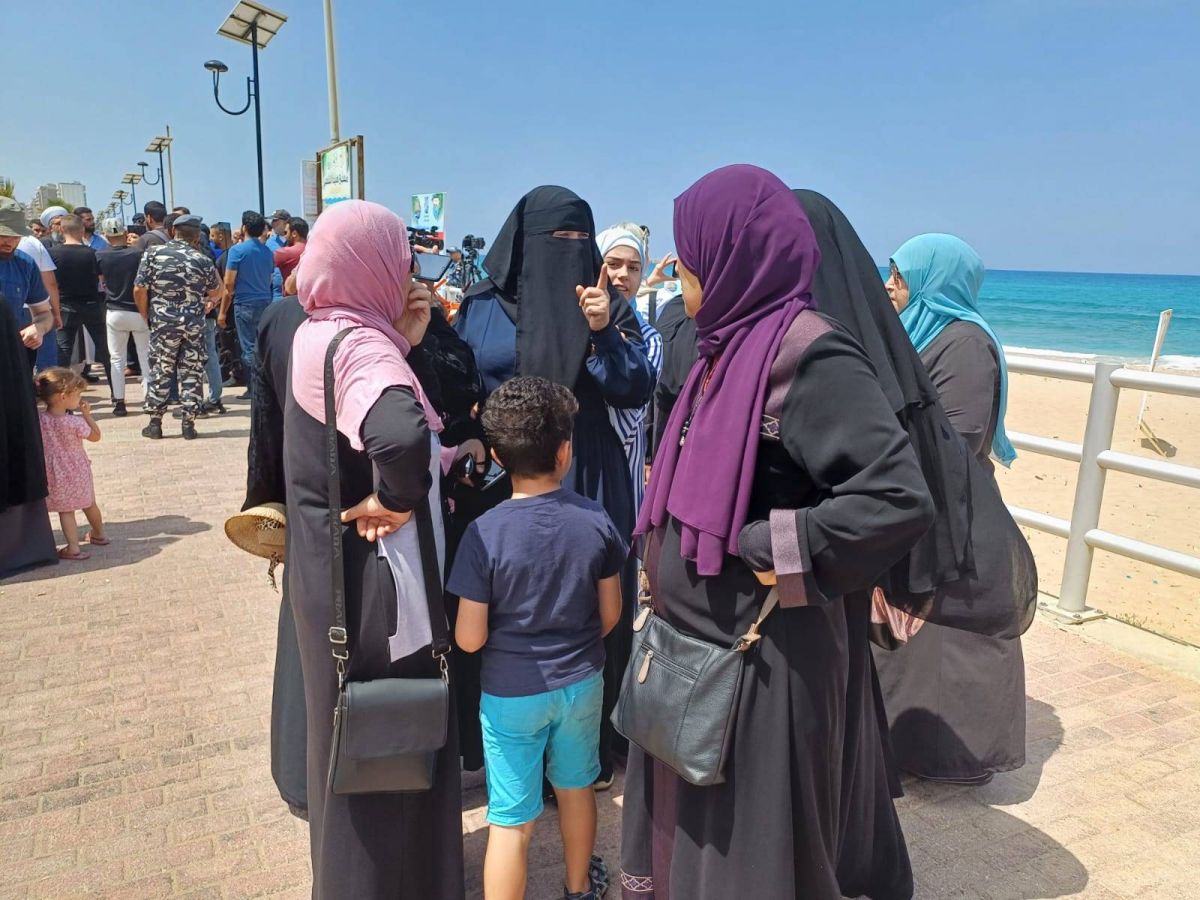 Opposing demonstrations held in Saida after beachgoers harassed Opposing demonstrations held in Saida after beachgoers harassed