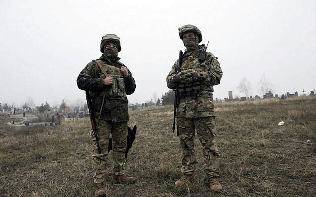 Un mort dans un bombardement ukrainien sur un centre pour déplacés dans une région frontalière