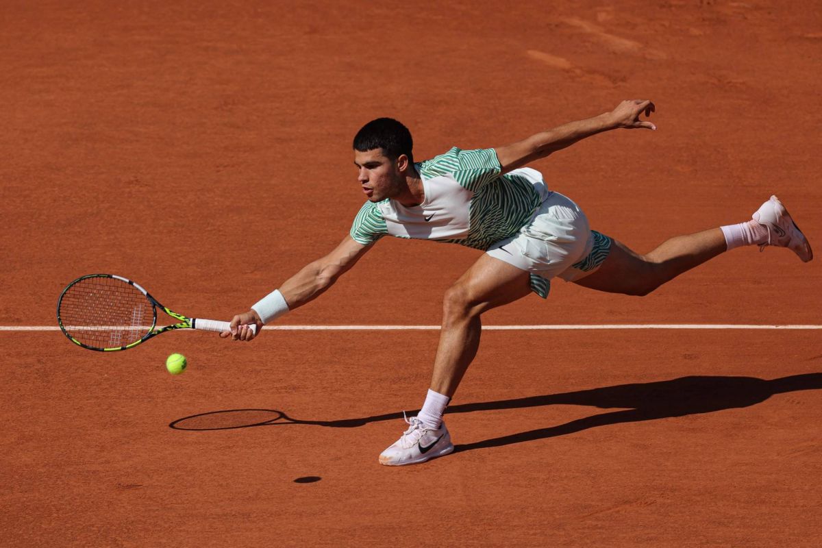 Alcaraz lâche un set, Monfils jette l’éponge