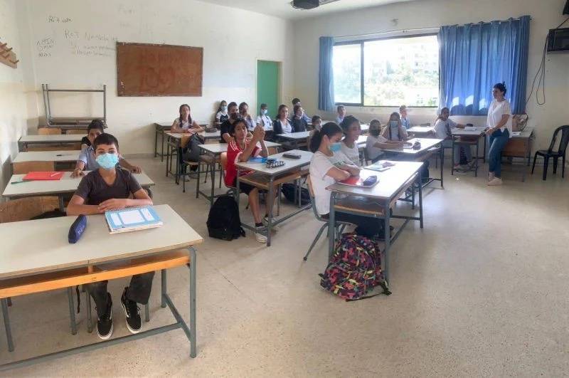 Grève des enseignants donnant les cours de l'après-midi dans le public