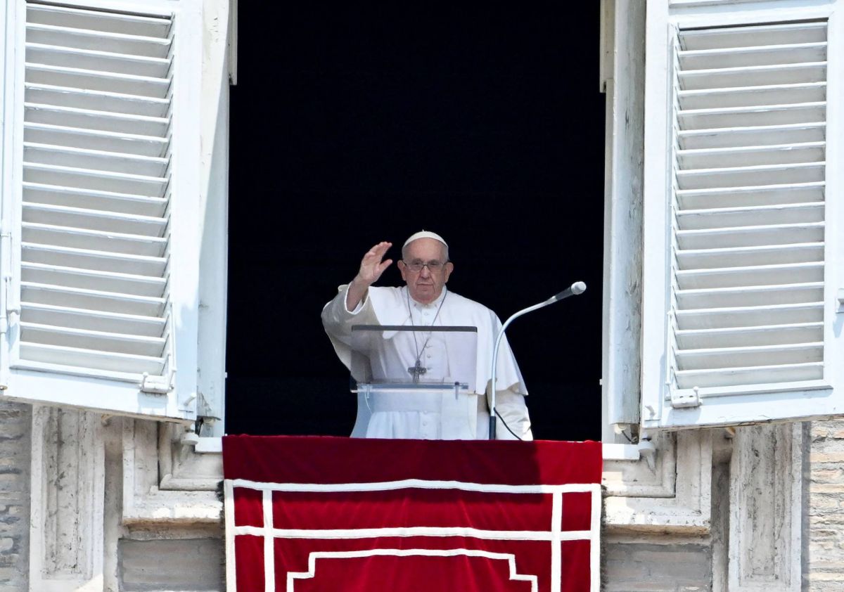 Le pape dénonce 