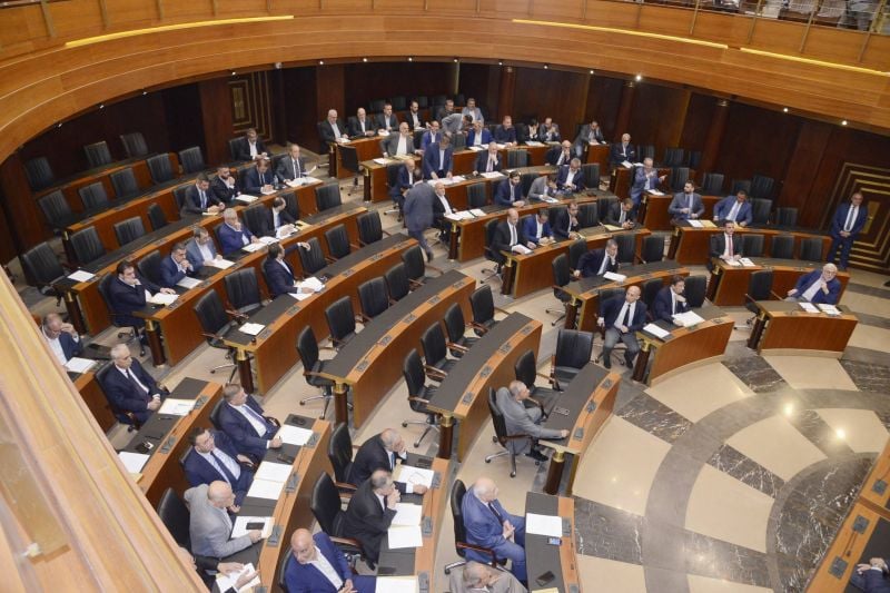 Lebanese Parliament approves funding for civil servant pay rise