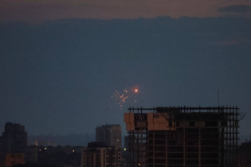 Nouvelles attaques nocturnes sur Kiev et d'autres villes d'Ukraine Nouvelles attaques nocturnes sur Kiev et d'autres villes d'Ukraine