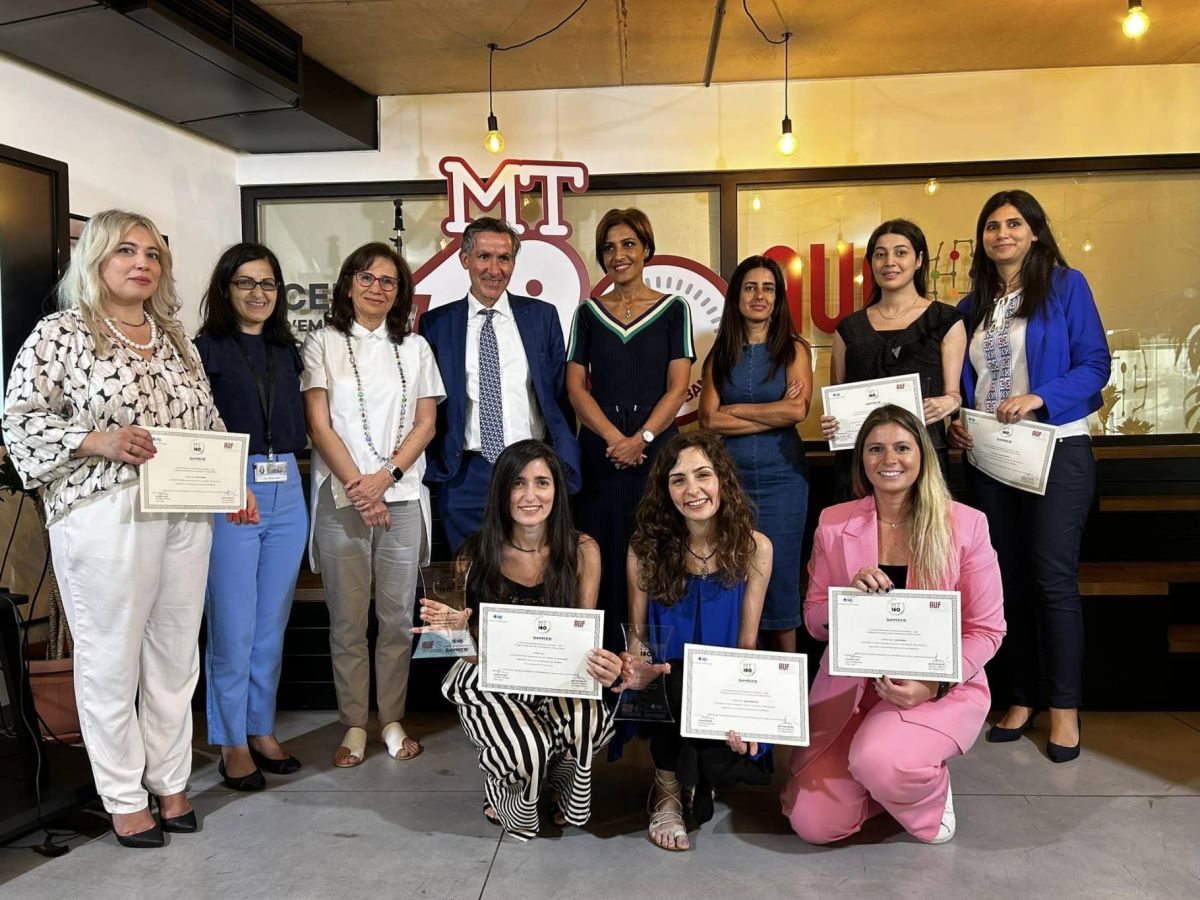 Maya Mahfouz, gagnante du volet libanais du concours MT180 Maya Mahfouz, gagnante du volet libanais du concours MT180
