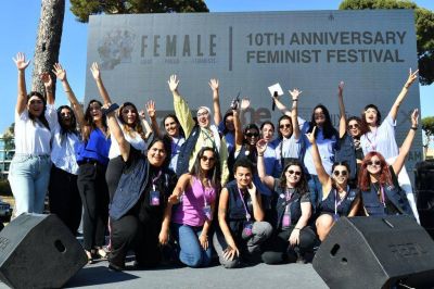 Le collectif féministe FEMALE a fêté ses 10 ans, malgré les menaces en ligne