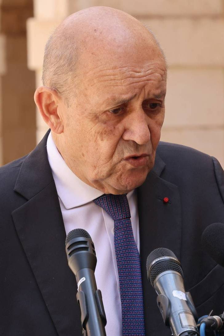 Jean-Yves Le Drian meets Kataeb MPs and Michel Moawad
