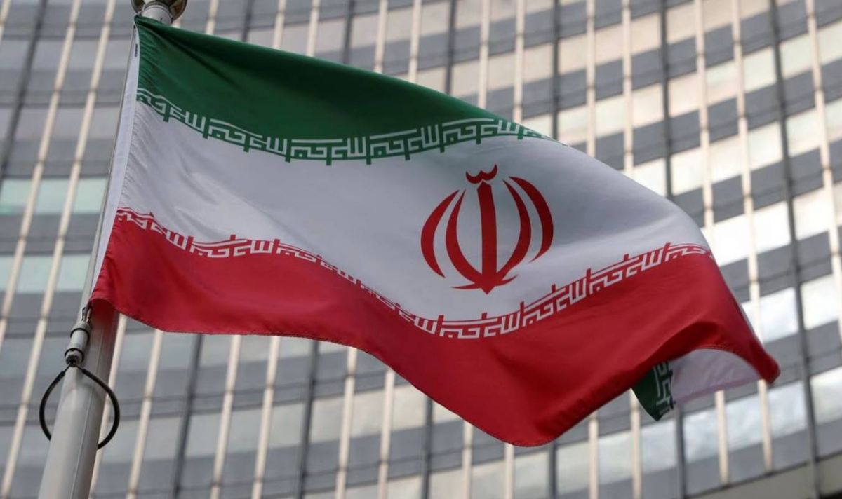 Iran has talks with EU's Mora amid efforts to save nuclear pact