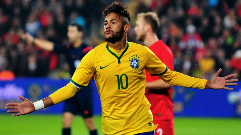 Des travaux dans une propriété de Neymar au Brésil interrompus pour 