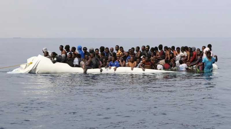Un navire de migrants fait naufrage au large de la Tunisie, un mort, au moins 10 disparus