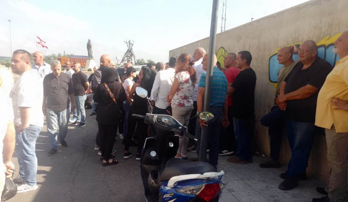 Electricité du Liban's daily workers stage sit-in