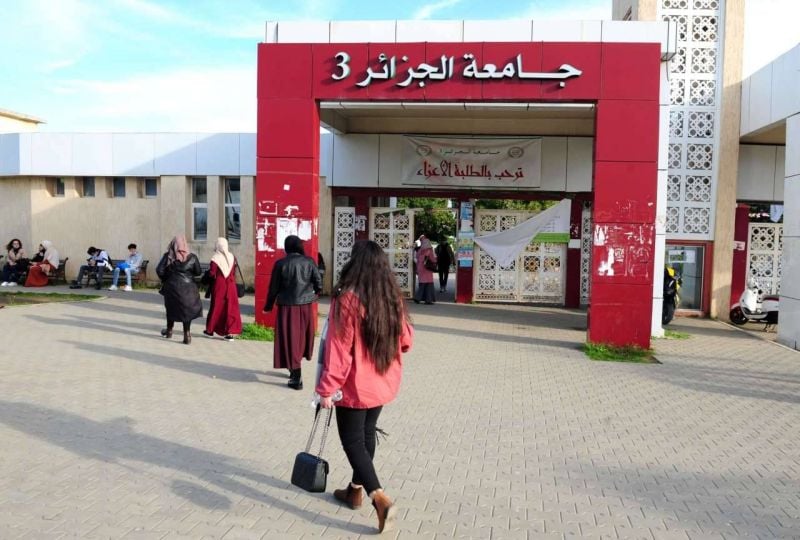 En Algérie, l’anglais remplace le français à l’université, une décision éminemment politique