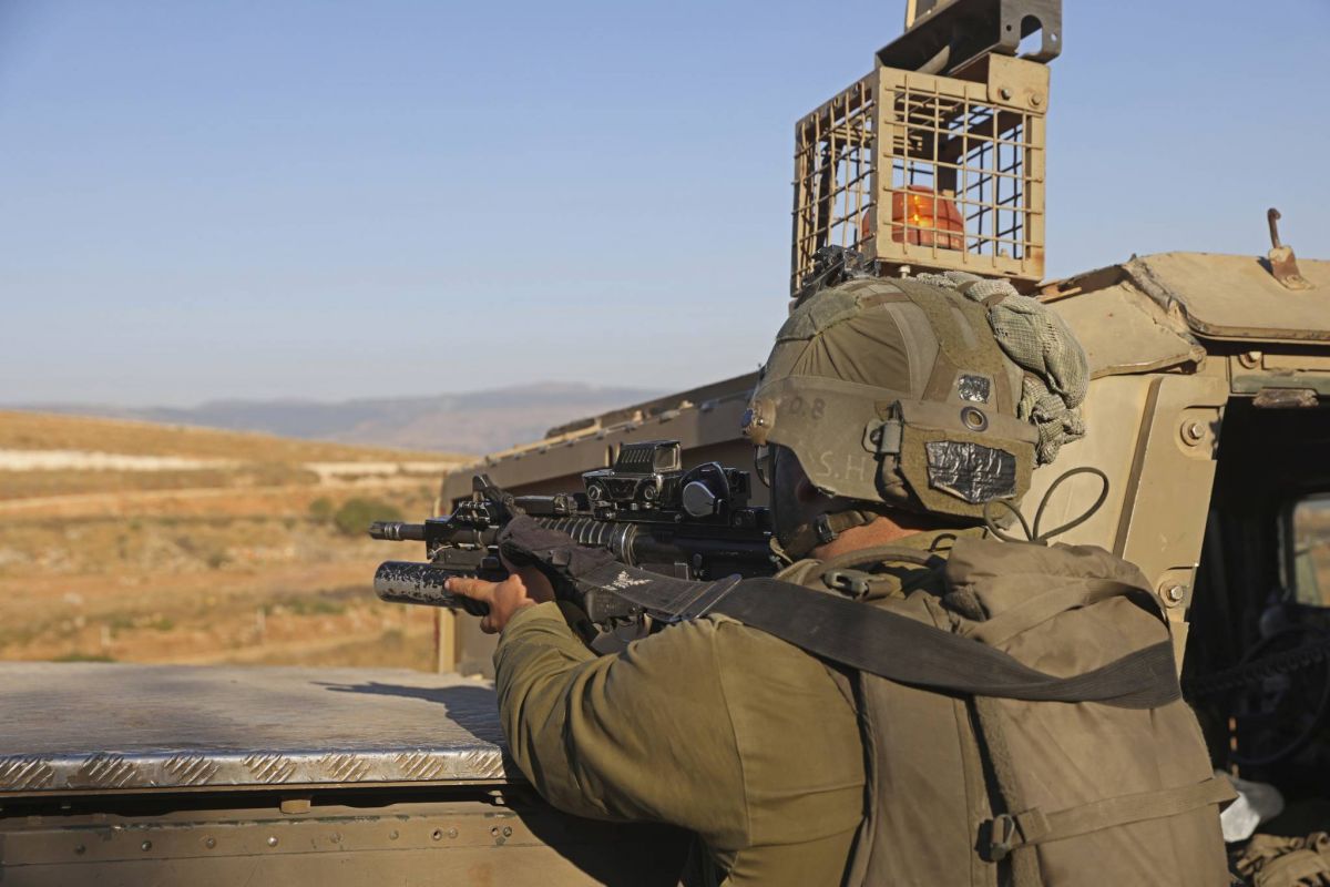 L'armée israélienne tire des gaz lacrymogènes sur un député libanais et des journalistes près des fermes de Chebaa