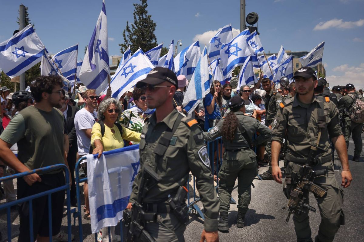 Des milliers de manifestants en Israël contre la réforme judiciaire