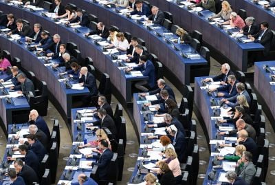 Blocage de la présidentielle : le Parlement européen réclame des sanctions