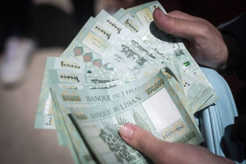 Lebanon runs on informal money exchangers. What’s it like to be one?