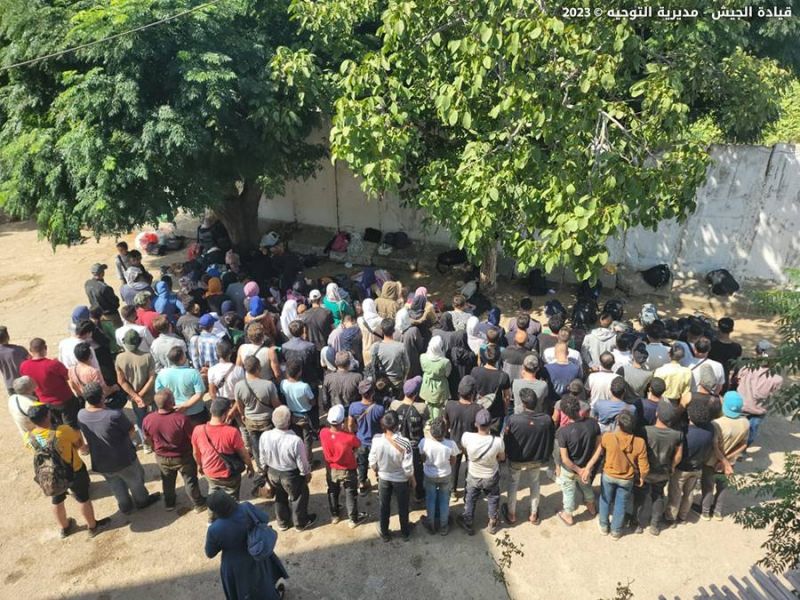 L'armée déjoue une tentative d'émigration illégale au Akkar, 135 personnes arrêtées