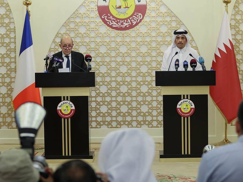 Après le faux pas de Le Drian, les regards se tournent vers le Qatar