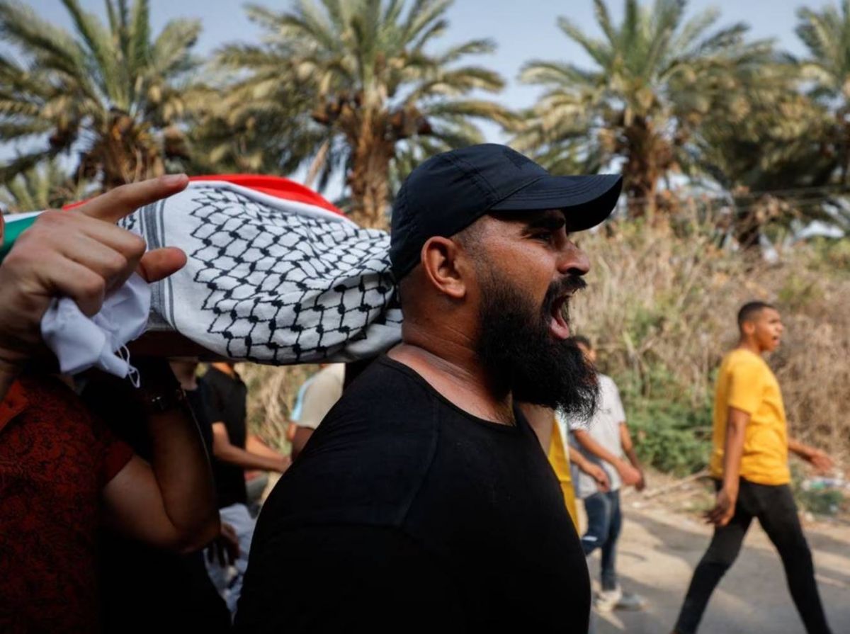 Israeli forces kill 2 Palestinians in West Bank raid