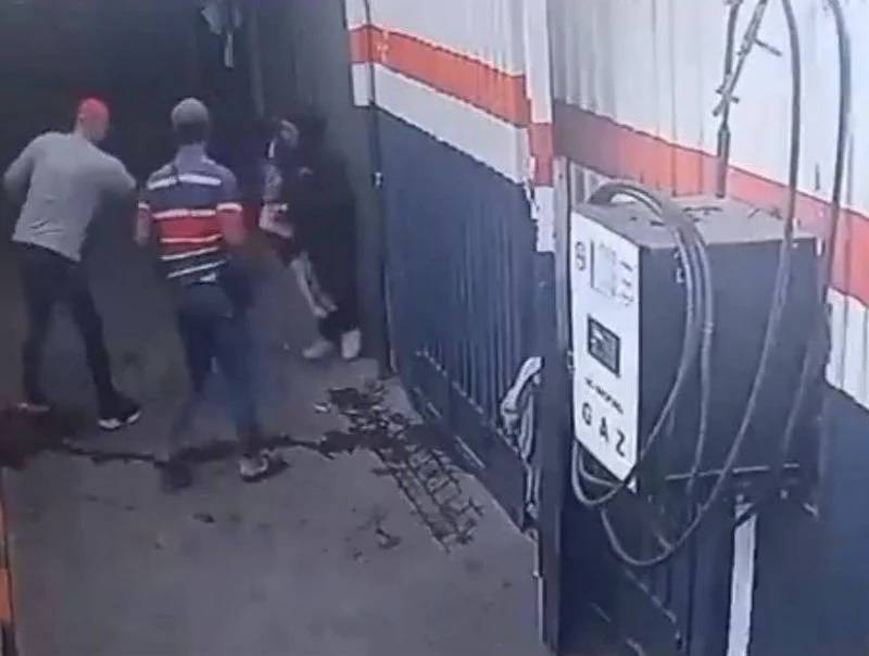 Man shoots wife in front of infant daughter: Security sources
